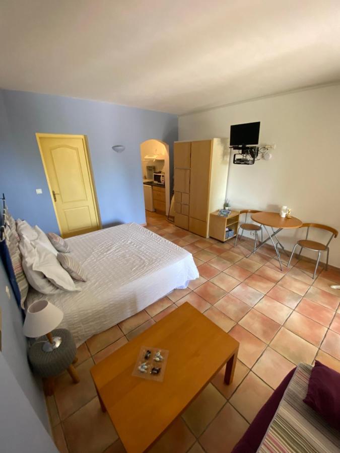 Les Arcades Leilighet Fayence Eksteriør bilde